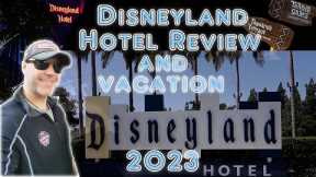 Disneyland Hotel Review and Vacation 2023 Trader Sam's & Goofy's Kitchen Room Tour & Food Review